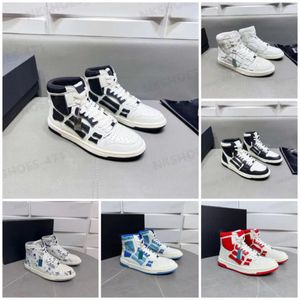 Designer Scarpe casual SKEL-TOP HI LOW BANDANA Sneakers Uomo Donna Appartamenti Moda Pelle Bone Applique Tomaia EVA High Top Scarpe da esterno