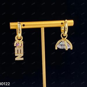Nya guldpärlörhängen Hoop For Women Luxurys Designers Pendant Stud Earrings Fashion Jewel Girl Girl Letters F Earring Wedding D220258A