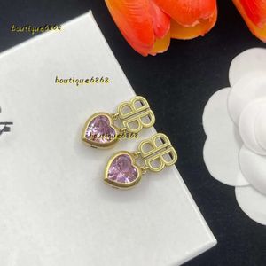 Stud 2024 Stud Wholesale Luxury Women Designer Ear Stud Earrings Fashion Heart Earring Wedding Party Jewelry Gift Designer Earrings Jewelry Brincos Oorbellen