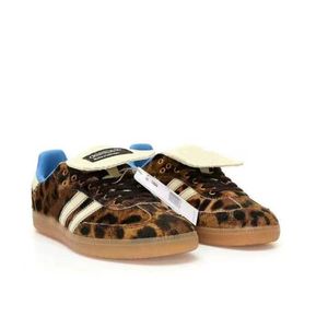 Designer-Tasche Leopardenmuster Samlulu Herren- und Frauenschuhe Vintage-Sneaker Nicht-Schlupf-Außensohle silberne glänzende coole Schuhe