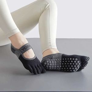 Skarpetki sportowe Five Fingers Socks Socks Silikonowy antypoślizg bawełniany skarpetki Pilates Kobiety oddychanie na siłowni fitness