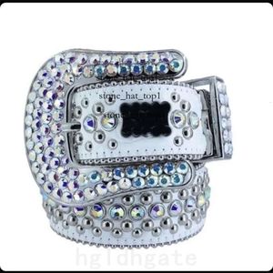 Rhinestone Buckle Men Designer Tyst lyx BB -bälte CEINTURE Homme Berömda goda dambälten Färgglada Crystal Decorative Letter Craving Lovely Womens 91