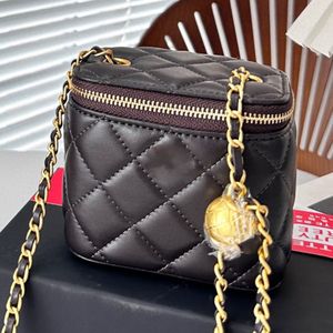 Luksusowe damskie projektanty torebki mini torba crossbody podróżna ręczna owcza skóra torby sprzęgła złoto łańcuchowe torba na ramię podwójna litera solidna klamra portfel