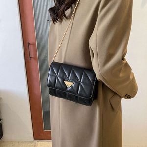 Corrente minimalista pequena feminina primavera/inverno popular nova tendência moda coreana commuter um ombro 2024 novo design moda 78% de desconto na loja atacado