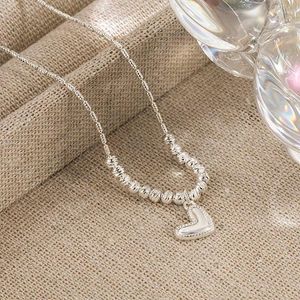 Pendants French High Grade 925 Silver Love Heart Necklace Women Simple Elegance Flower Beads Jewelry Sparkling Collarbone Chain KOFSAC