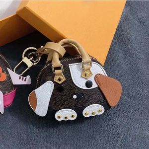 2024 Designer Fashion Key Buckle Bag Car Keychain Handmade Leather Keychains Man Woman Purse Bags Pendant Accessories 888bbb