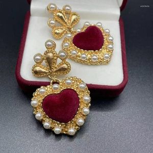 Studörhängen 2024 Red Velvet Ear Clip Senior Design Retro Sen Department Girl Sweet Fairy Accessories
