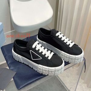 Designer Wheel Platform Sneakers Casual Shoes For Women Black White Light Blue Pink Brown Luxury Canvas Outdoor Walking Sneaker Womens Trainers