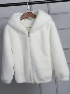 Casacos de trincheira femininos 2024 casaco de inverno feminino vison cashmere quente jaqueta solta de pelúcia com capuz grosso teddy casaco de pele artificial