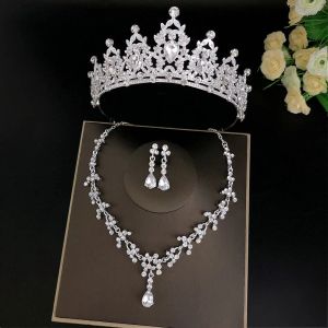 Alaşım lüks gümüş renkli kristal gelin takı setleri rhinestone tiara taç küpe gerdanlık kolyesi düğün Afrika boncuk takı seti