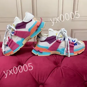 2024 NOWOŚĆ TOP DESTRINTER Fashion Buty Buty Trend Trend Buty szkoleniowe Kobiety Retro Młodzieżowe buty mody Para Wszechstronne buty na zewnątrz Rozmiar 35-45 FD240110