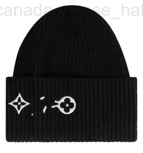 Luxo Beanie / Skull Caps Atacado outono e inverno clássico net vermelho a mesma letra cross-border bordado quente chapéu de malha homens mulheres casais de lã é 8KYG