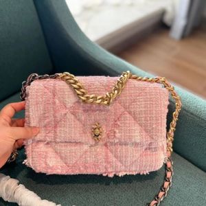 Fashion Cotton Twill Soft Fabric Handbag Designer 19 Bag Luxury Hardware Chain Flap Shoulder Bag Classic Golden Turn Locker Cross Body Bag Women's Fashion Party Bag