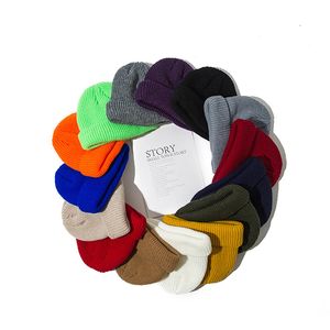 Berets Mm6 Margielas Accessoires Warme Winterstrickmütze für Männer Frauen Skullies Strickmützen Maisons Bonnet Hat