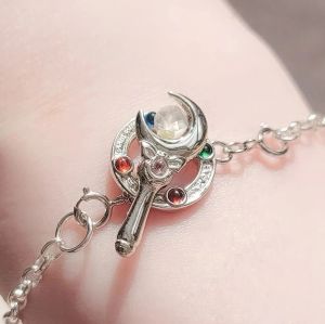 Halsband 925 Sterling Silver Anime Sailor Moon Moon Stick Toggle Clasp Connector med armbandskedjan Set Diy Jewelry Fans Collection