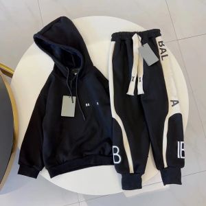 Baby Hoodie Kid Płaszcz Płaszcz Toddler Dwukomowe zestaw ubrania dla dzieci Fasion Girl