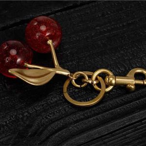 Keychain Crystal Cherry Style Red Women's Bag Car Pendant Fashion Accessories Fruit Handväska utsökta nyckelring FU6C