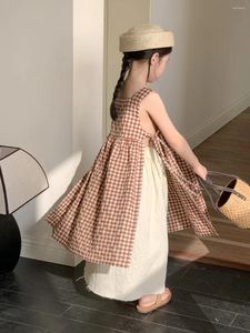 Платья для девочек, лето 2024, клетчатое платье-жилет для маленьких девочек, детская повседневная юбка без рукавов на шнуровке, детская одежда с цветочным ремн...