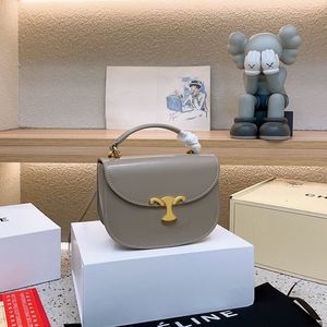 Totes Designer bag high-quality handbag shoulder bag soft leather mini womens luxury fashion shopping multi-color wallet shoulder bag solid metal 2024