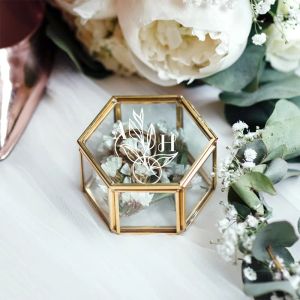 Rings Custom Hexagonal Glass Ring Box Geometrical Clear Jewelry Storage Box Eternal Flower Ring Holder Diy Delicate Wedding Decoration