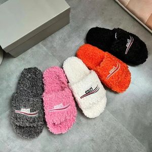 top quality womans fashion Slippers black Rubber fluffy teddy bear Slipper flat Casual Shoe Designer vintage slides tazz sandale Winter travel sandal Slide With box