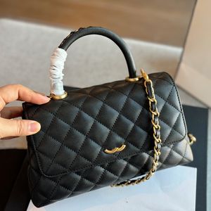 CF 23p Stylish Womens Shoulder Bag 23cm Leather Diamond Gold Hardware Metal Turnbuckle Chain floDed Top Luxury Handbag Matelasse Chain Crossbody Bags Makeup Bags