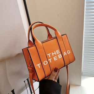 Small Square for Women in Spring , New Minimalist Casual Shoulder , Handbag 2024 New Design Fashion 78% Off Store wholesale