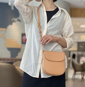 5a high quality luxurys designer women crossbody bag men ladies purses 2023 khaki black small the tote genuine leather handbags shoulder bags designers woman purses