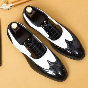 High Quality Two Colors Men's Oxford Genuine Leather Wedding Dress Lace Up Business Office Formal Brogue Shoes Men