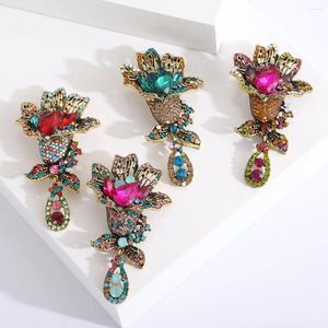 Brooches Pomlee 2024 Multicolored Bouquet For Women Vintage Material Pin Fashion Flower Jewelry Spring Design Arrival