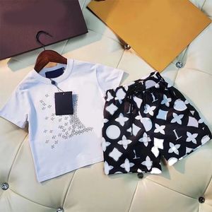 Boys and Girls Set 2023 Summer New Short sleeved T-shirt Shorts Fashionable Cotton Two piece Set for Small and Medium Sized Children