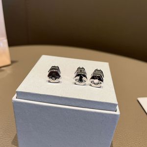 Unisex Designer Studs Satürn desen vidalı saplama küpeleri erkekler ve kadınlar için