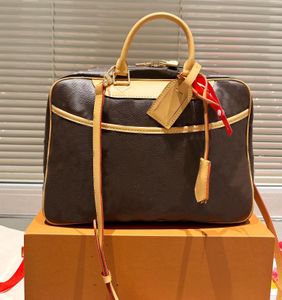 Real Cowhide Large Handbag Shoulder bag Chain Leather Handbag High Quality with Shoulders Strap