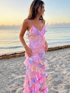 Grundlegende Freizeitkleider Sexy plissiertes buntes Leibchenkleid für Damen, einzigartiges Sommer- und Frühlingskleid mit V-Ausschnitt, ärmelloses langes Strandkleid, modische Damen-Urlaubsweste J24013