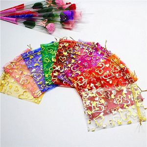 Sacchetti regalo per caramelle in organza a cuore piccolo Sacchetti regalo 11 colori 7X9 cm Cuore aperto oro argento 500 pezzi HJ246213Y