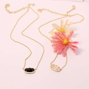 Designer Kendras Scotts smycken ELISA K Temperament elliptiskt svart glas halsband Kvinnor smycken Fashion Pink Crystal Stone Lock Bone Chain