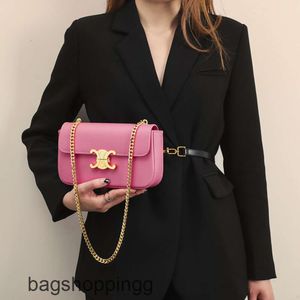 Tasarımcılar çanta çantası zafer kemeri çanta omuz çantası zinciri claudes crossbody çanta tofu çanta bayan çantası moda çantası alt koltuk çantası mn5a