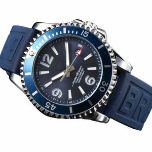 Business Mens Quartz Century Brand Silikon Sports Watch Watch Large Dial Gear Design Batch