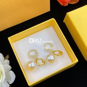 Elegant Pearl Earring Dangles Designer Letter Plated Drop Studs Charming Earrings Studs Fashion Jewelry