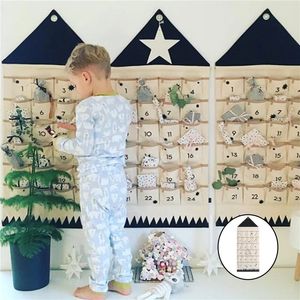 16/24 Pockets Christmas Advent Hanging Calendar with Drawstring Bags Banner Xmas Party Ornaments Advent Pendant for Door Wall 240118