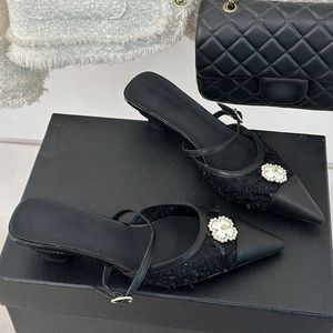 Womens Slip On Slippers Slingbacks Sandals Designer Pointed Toes Calfskin Heels Slides Luxurys Adjustable Ankle Buckle Dress Shoe Outdoor Leisure Shoe