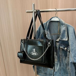 Viviennes Westwoods Bag Womens Womens عالية السعة الاتجاه على الكتف الإبط واحد حقيبة التنقل لحفاز حقيبة