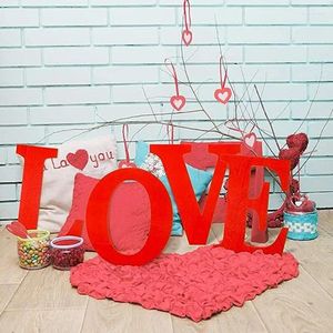 Decorative Figurines 10CM Red Wooden Art Craft Free Standing Birthday Wedding Heart Home Decor English Letters Alphabet Word Personalised