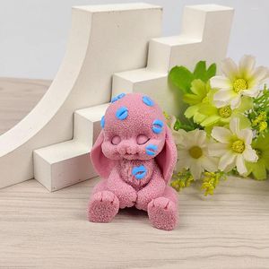 Baking Moulds DW0403 PRZY Silicone Candle Mold 3D Little Rabbit With Lip Print Animals Soap Molds Wedding Birthday Valentine's Day Clay