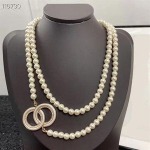 14 Style Pearl Chain Diamond Pendant Necklace Designer för kvinnor Ny produkt Eleganta pärlhalsband Wild Fashion Woman Halsband E289m