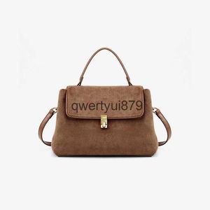 Bolsas de ombro Inglaterra estilo falso camurça para mulheres designer de luxo andbags bolsas 2023 novo em top andle lock decoração pequena crossbodyqwertyui879