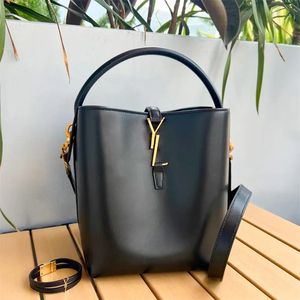 Partihandel av högsta kvalitet äkta läder hinkväskor designer handväska kvinnor le 37 axlar väska lady rese shopper cross body tote med mini handväska koppling tote hobo väska