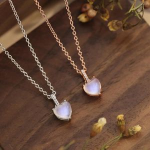 Chains Amazon Selling Hexagonal Pillar Crystal Moonlight Stone Pendant Necklace For Women's Versatile Luxury And Exquisite Jewelry