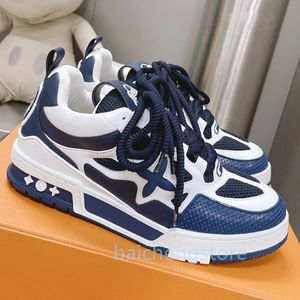 2024 디자이너 Virgil 트레이너 Louisely Ambossed Sneakers Shoes Mens 캐주얼 스니커즈 로우 플랫폼 여성 트레이너 크기 36-45 L55