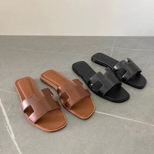 Top Qualität Frauen Männer Hausschuhe Sandale Dame Flache Outdoor Sneaker Strand Sliders Sommer Reise Sandale Designer Klassische Echtes Leder Freizeitschuh Größe 35-46 Mit Box